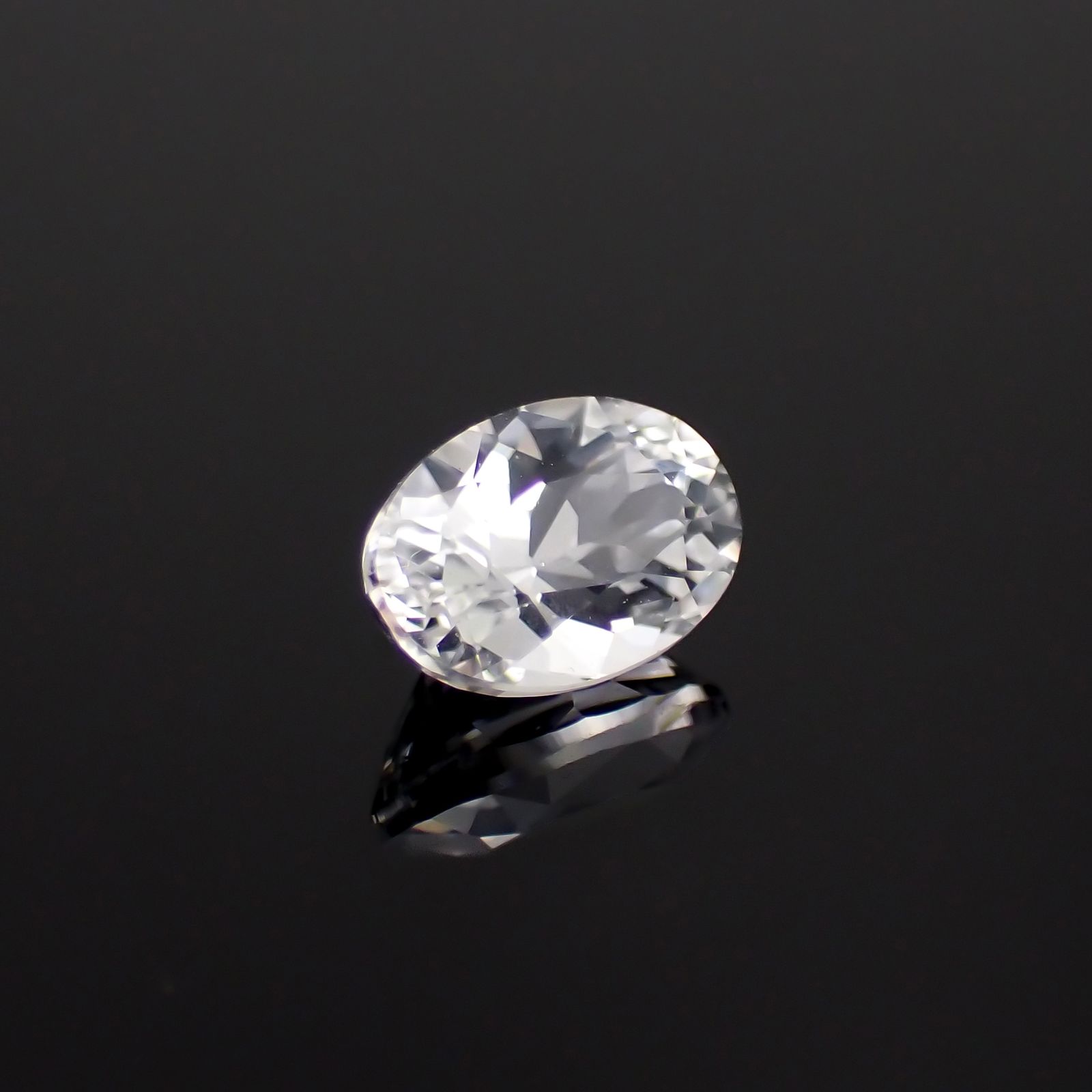 フェナカイト(宝石名フェナカイト)ブラジル産 0.70ct 識別済[230923400]6.5x4.4mm前後