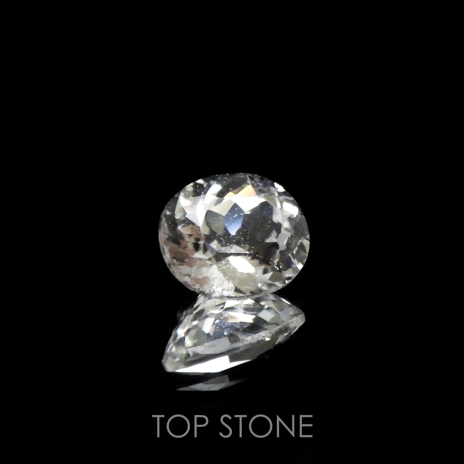 フェナカイト(宝石名フェナカイト)マダガスカル産 1.00ct 識別済[220817416]7.1x5.9mm前後