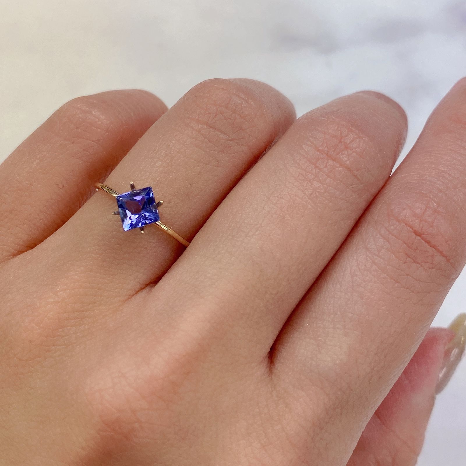 ◇プリンセスカット◇タンザナイト(宝石名タンザナイト) タンザニア産 0.75ct 識別済[21018264]5.2×5.2mm前後