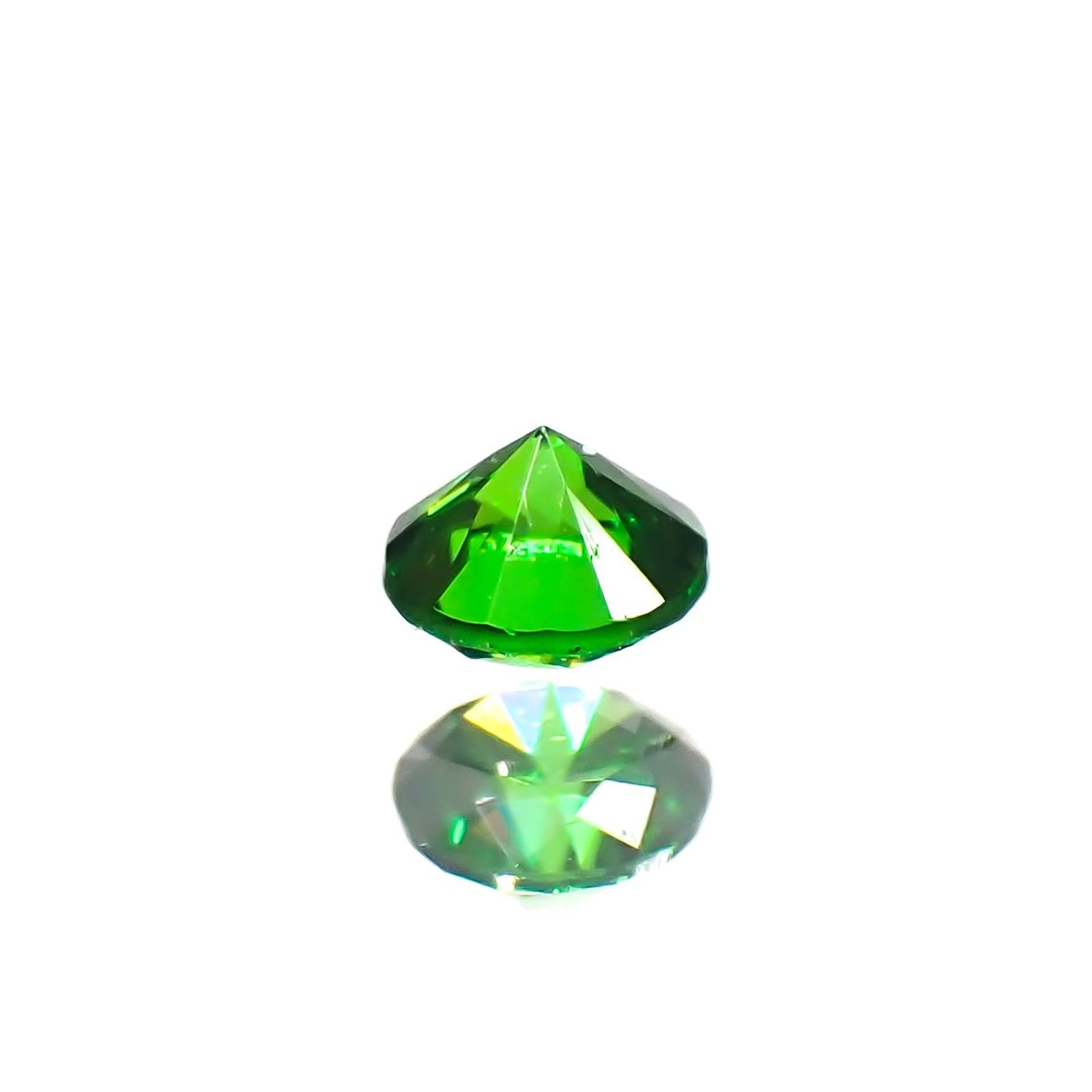 デマントイドガーネット ロシア産 0.061ct / 2.2x2.2mm前後 [230119884]