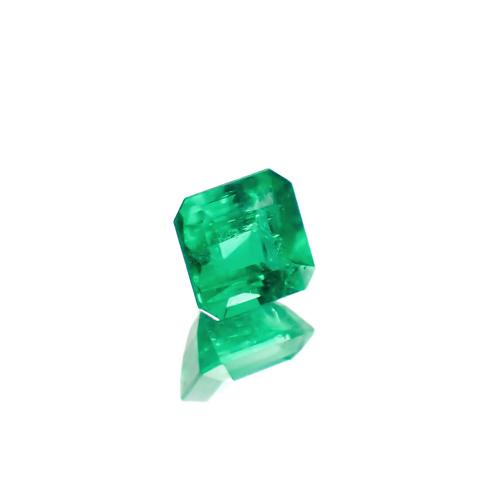 エメラルド コロンビア産 0.34ct[230421710]4.1x3.9mm前後