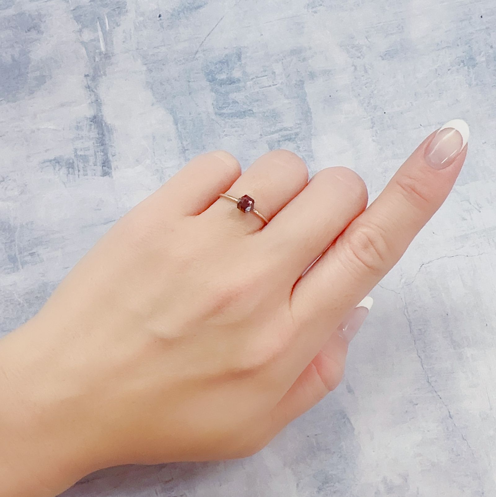 ◇ヘキサゴンカット◇レッドジルコン(宝石名ジルコン)スリランカ/カンボジア産 0.74ct 識別済[221219495]4.9x4.8mm前後