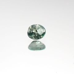 アレキサンドライト(宝石名アレキサンドライト) ブラジル産 0.057ct 識別済[20095556]2.4×2mm前後