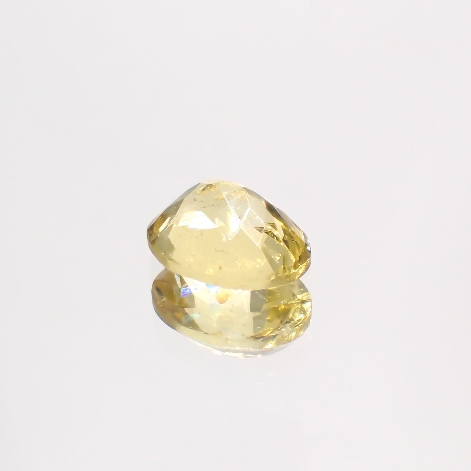 レモンイエローアパタイト(宝石名アパタイト) メキシコ産 1.41ct 識別済[210913226]8.1×6.1mm前後