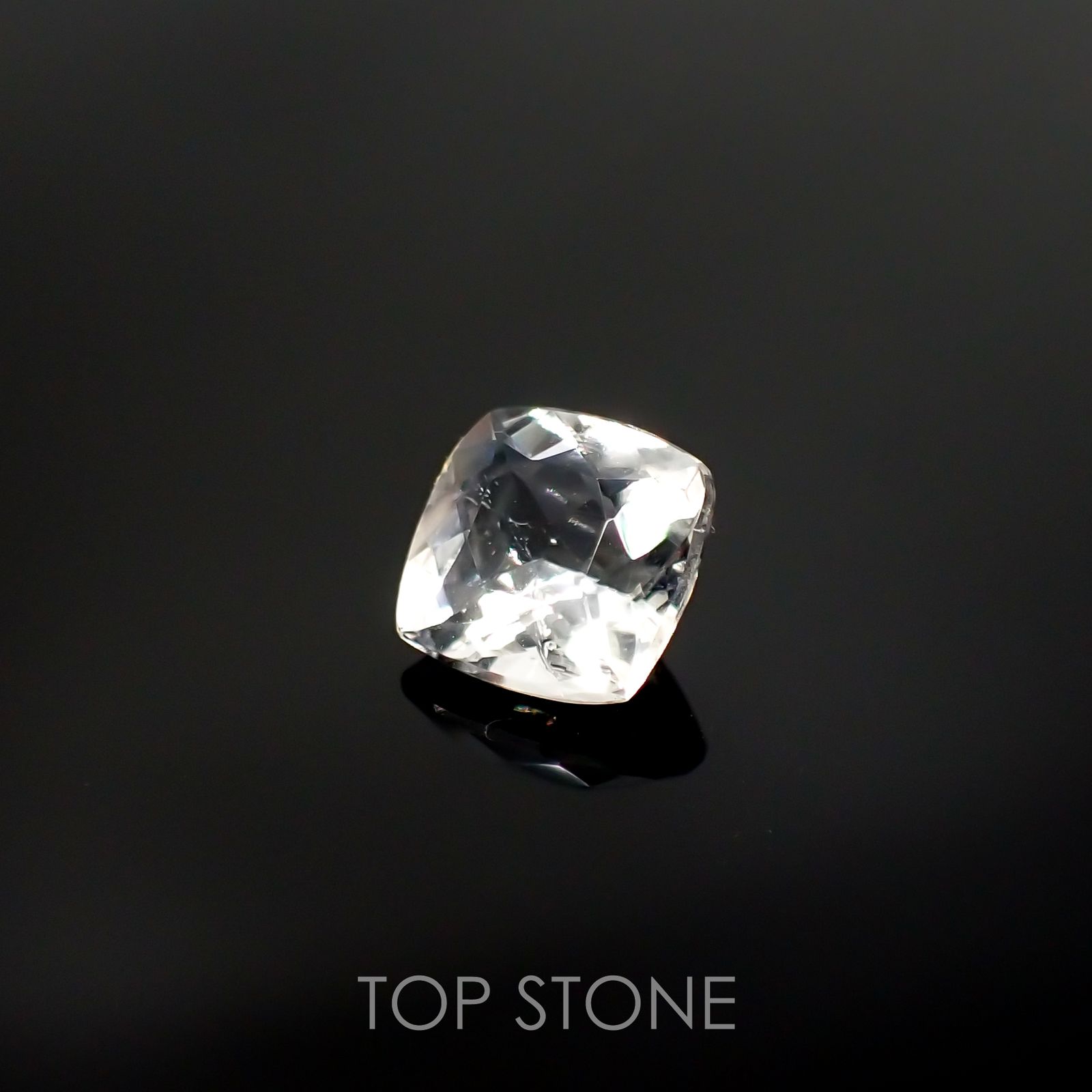 ハイアライトオパール(宝石名オパール) メキシコ産 1.52ct 識別済[210712064]7.8×7.6mm前後