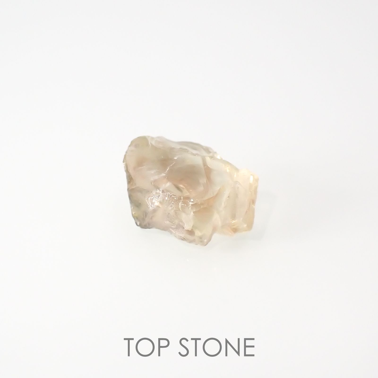 オレゴンサンストーン原石 アメリカ・オレゴン州産 3.86ct[230220417]13x9.7mm前後