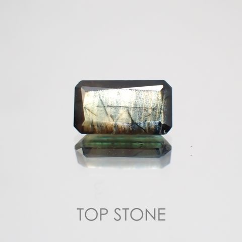 ゴールドシーンサファイア 非加熱(宝石名シーン・サファイア) ケニア産 1.916ct ソ付(彩珠)[210310351]8.9×5mm前後