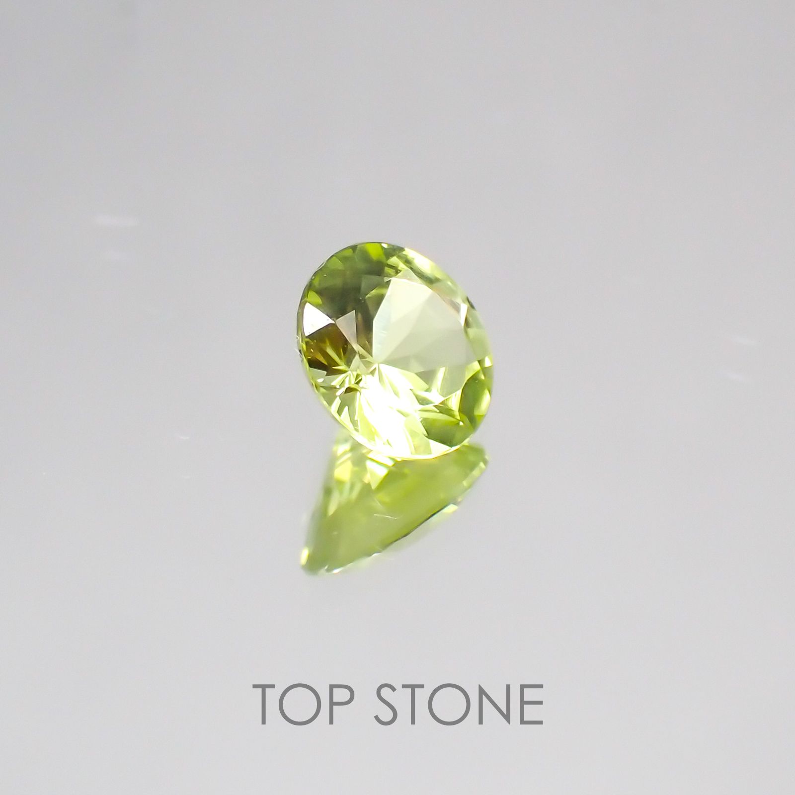 パロットクリソベリル インド産 ルース 0.42ct[20128561]4.7×4.7mm前後