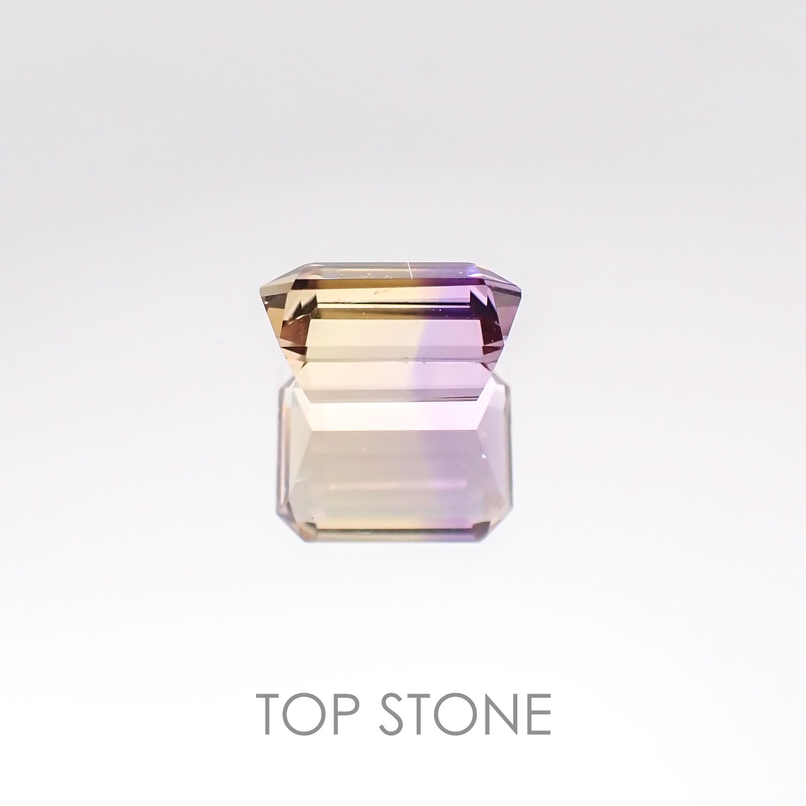 アメトリン ブラジル産 ルース 2.23ct[20106892]9.1×7mm前後