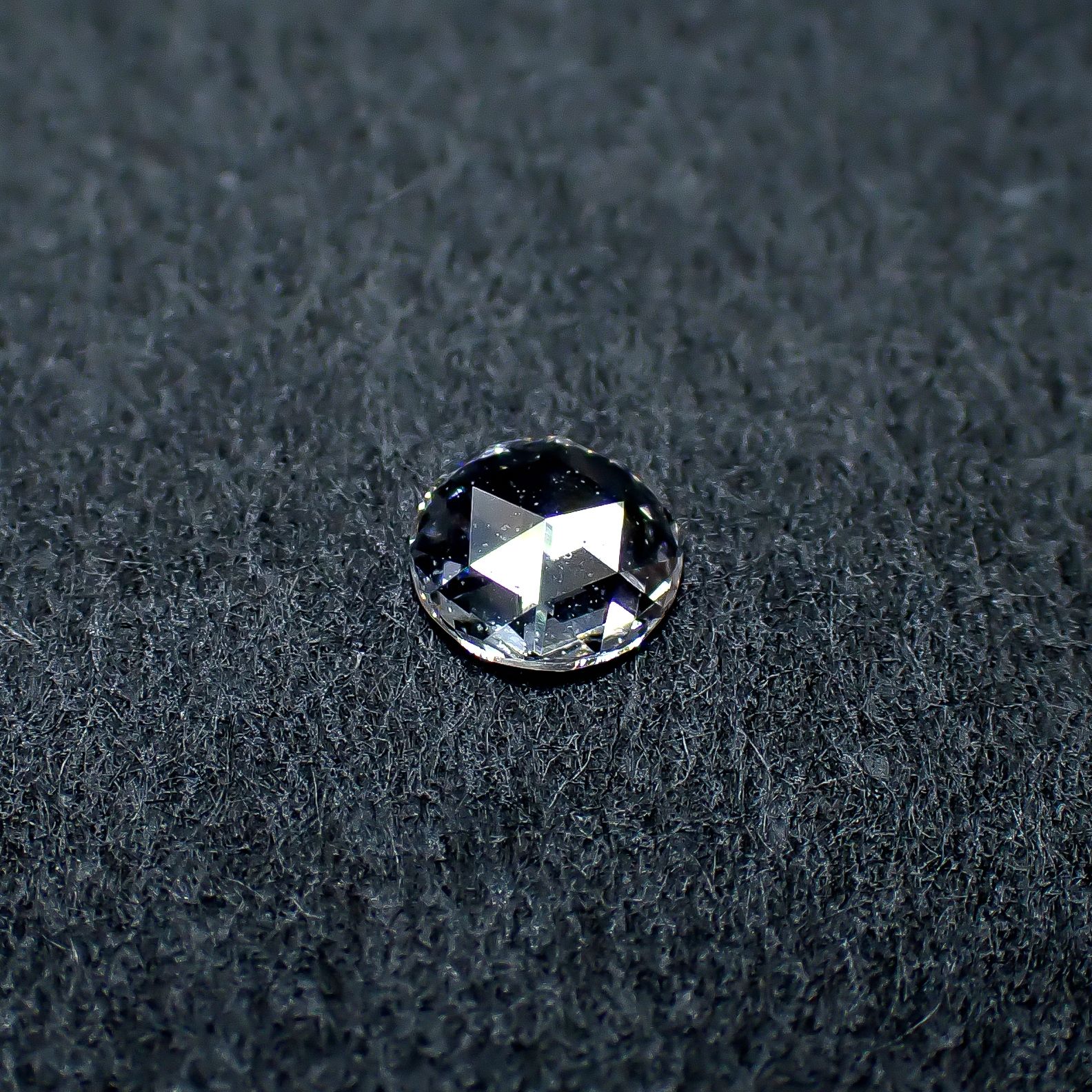 ◇ローズカット◇ダイヤモンド SI-VS | D-G 南アフリカ産 0.052ct / 3x3mm前後 [260932911]