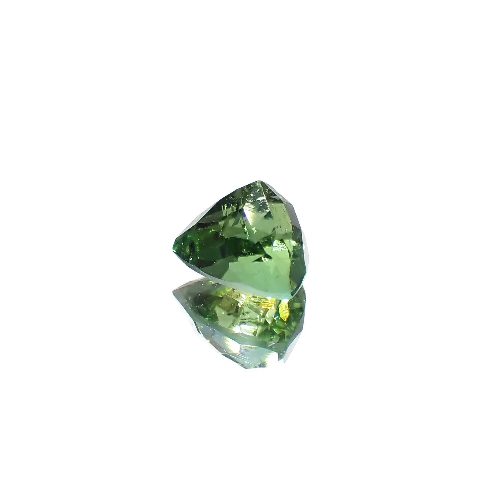 グリーントルマリン(宝石名トルマリン)アフガニスタン産 0.78ct 識別済[240527794]5.8x5.5mm前後