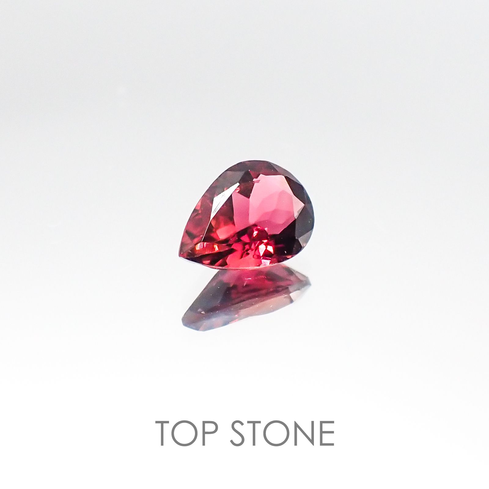 パープルトルマリン(宝石名パープル・トルマリン)ブラジル産 0.70ct 識別済[220817326]7.2x5.3mm前後