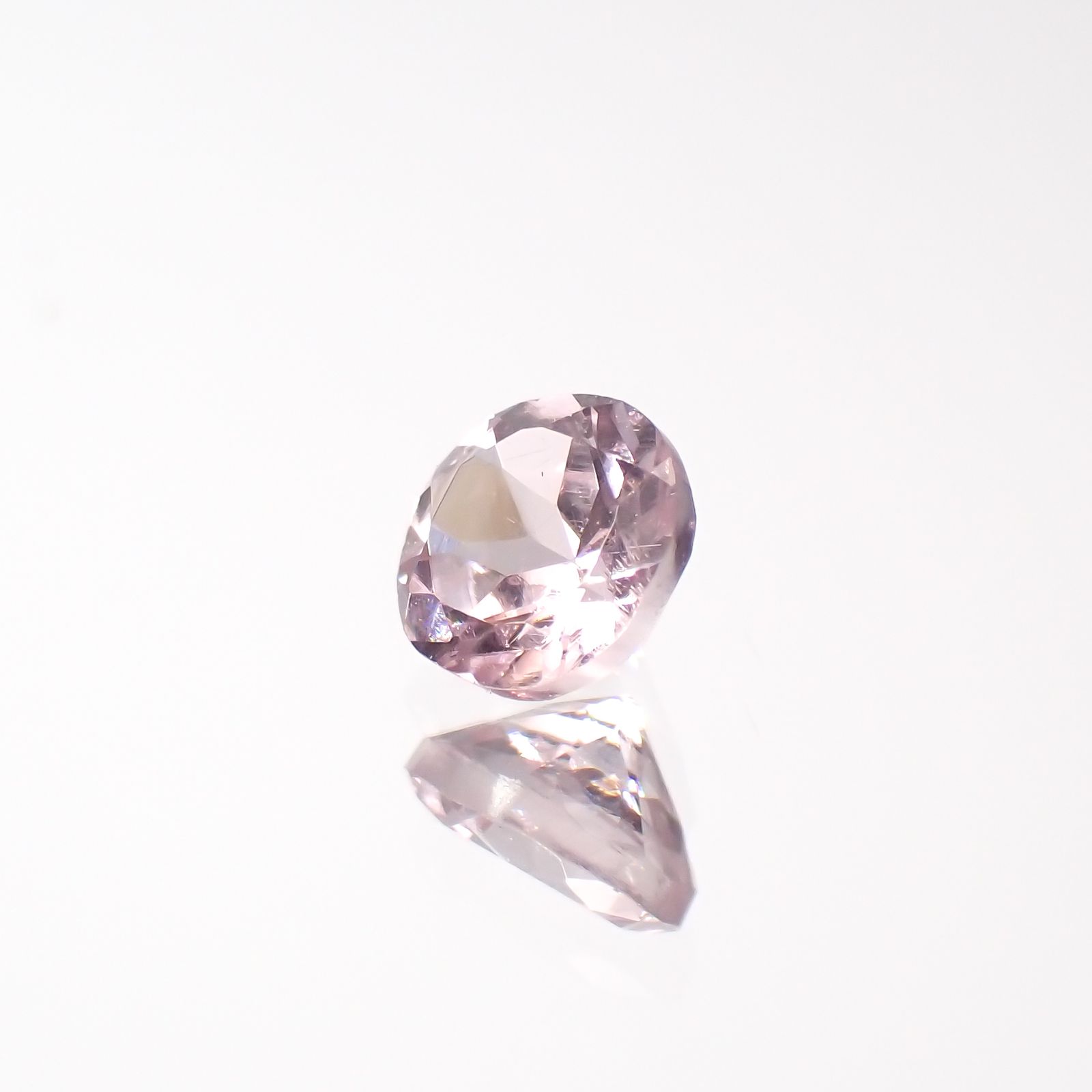 ドラゴンガーネット タンザニア産 0.19ct[230421439]3.2x3.2mm前後