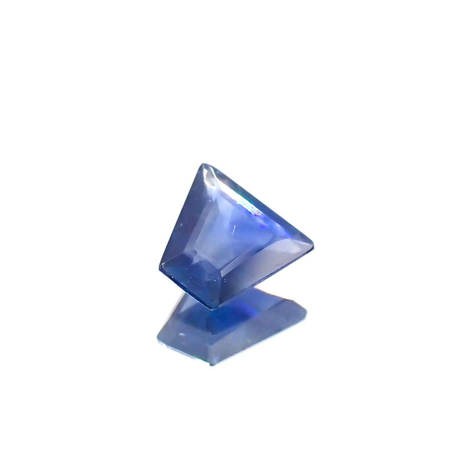 ◇カスタムカット◇サファイア(宝石名サファイア) マダガスカル産 0.55ct 識別済[210813195]5.2×5.8mm前後