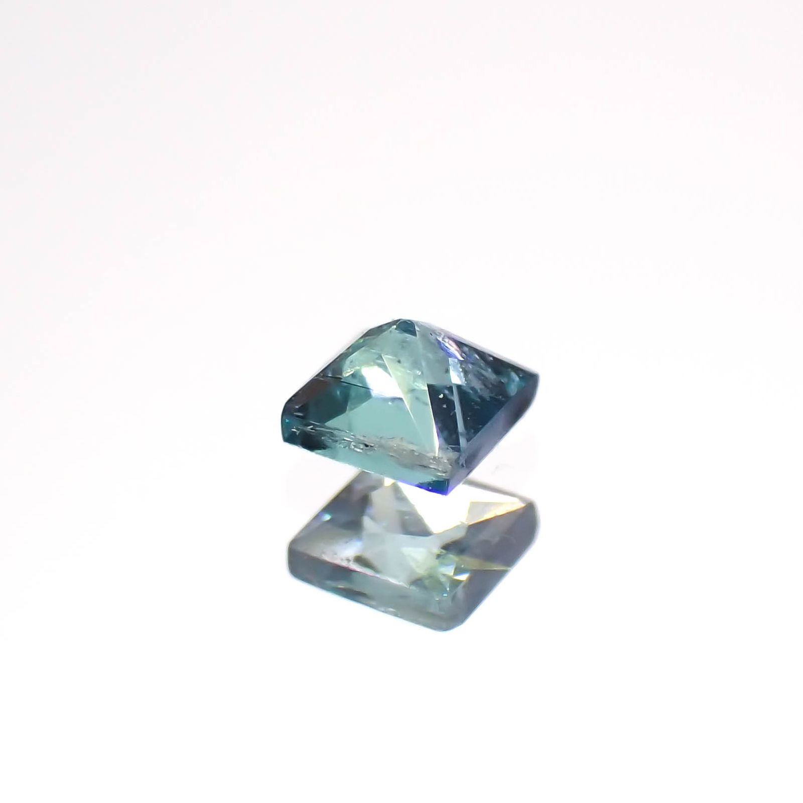 ◇プリンセスカット◇ブルーグリーンコーネルピン タンザニア産 0.080ct[230722851]2.3x2.3mm前後