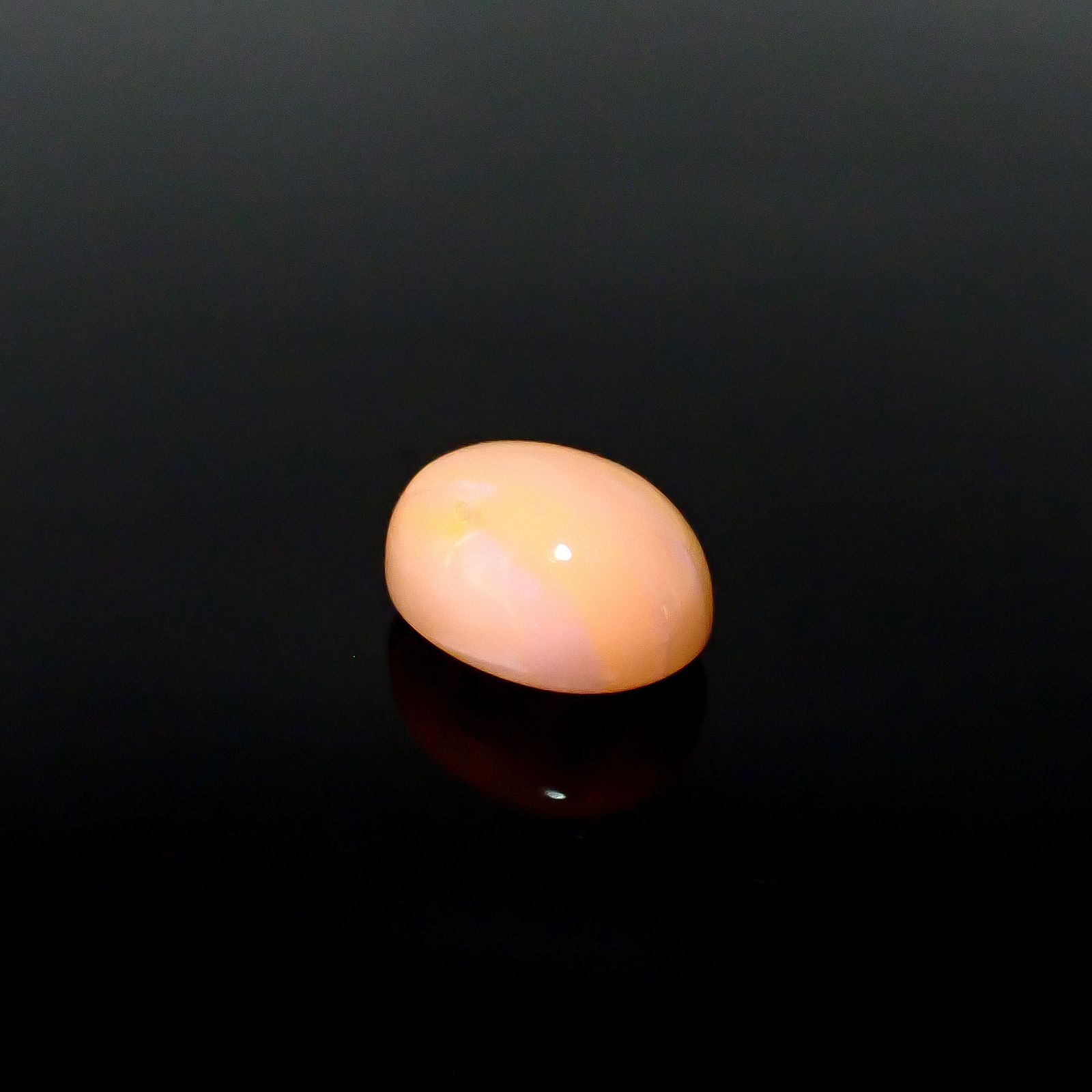 北海道オパール 北海道河東郡鹿追町然別産 4.04ct [250630625]11.7x9mm前後