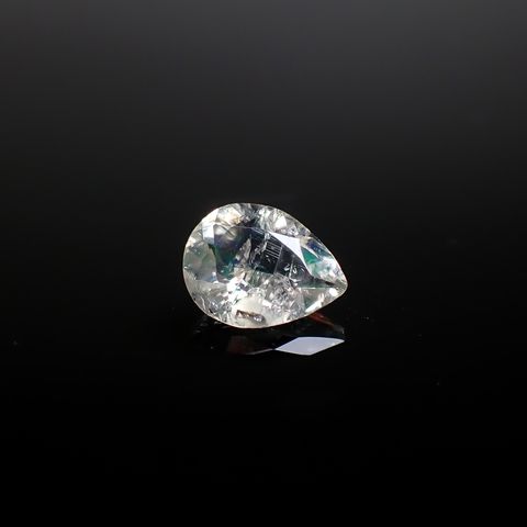 リューサイト 遊色効果あり イタリア産 1.06ct [250730648]8.6x6.8mm前後