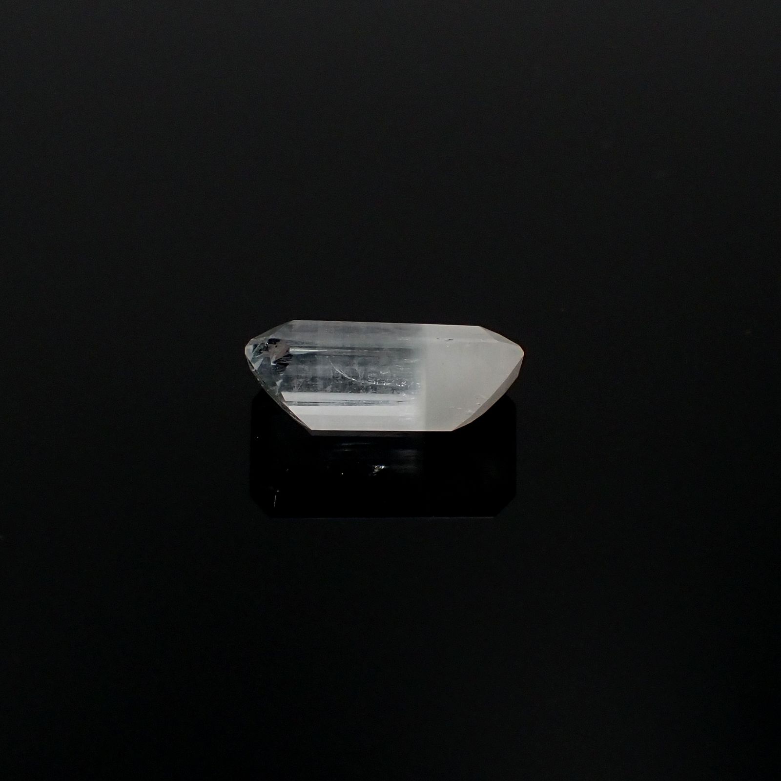 バイカラーベリル（アクアマリンモルガナイト） ブラジル産 3.37ct[231023646]13.2x6.9mm前後