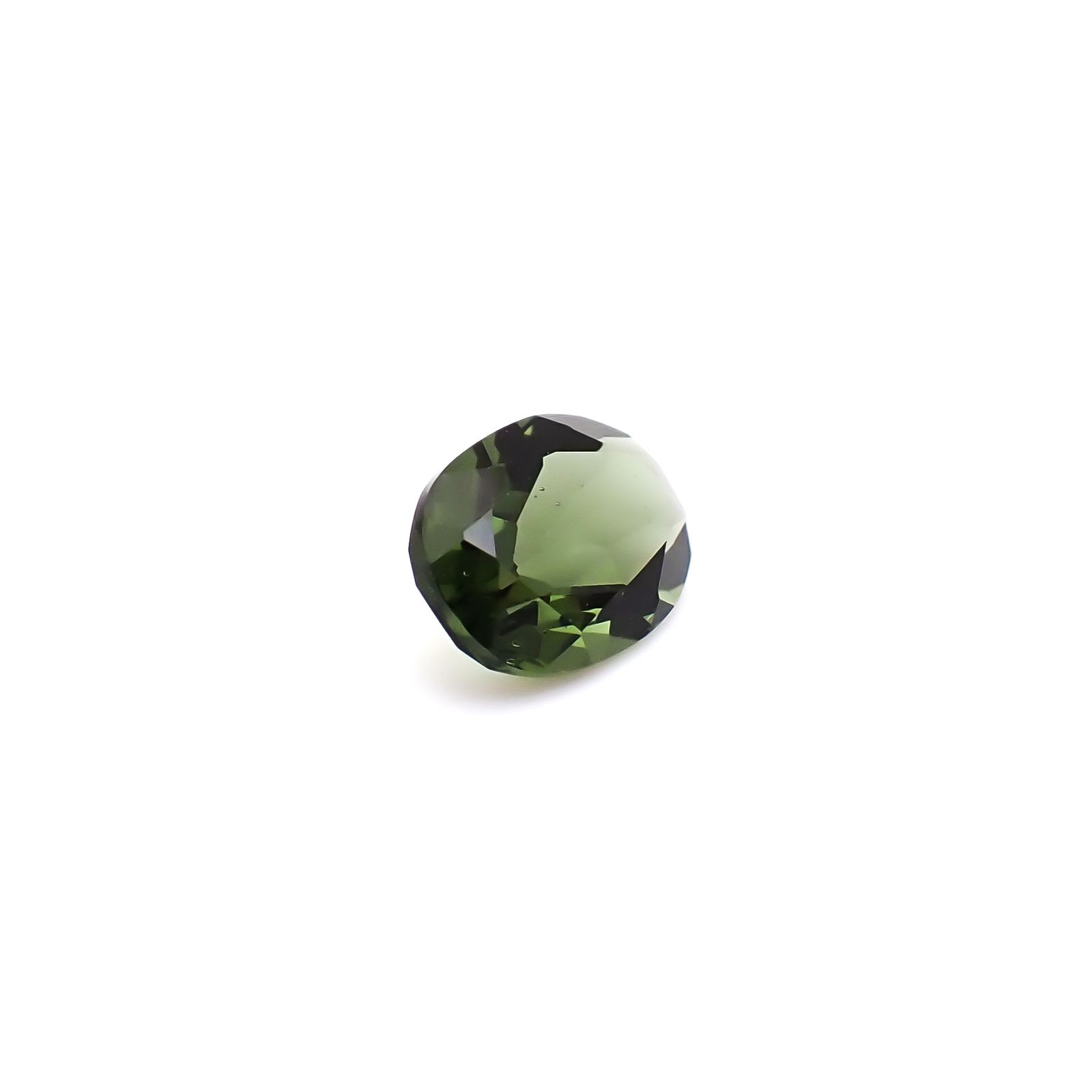 モルダバイト 発見地：旧チェコスロバキア 1.07ct / 8.1x5.9mm前後 [260832691]