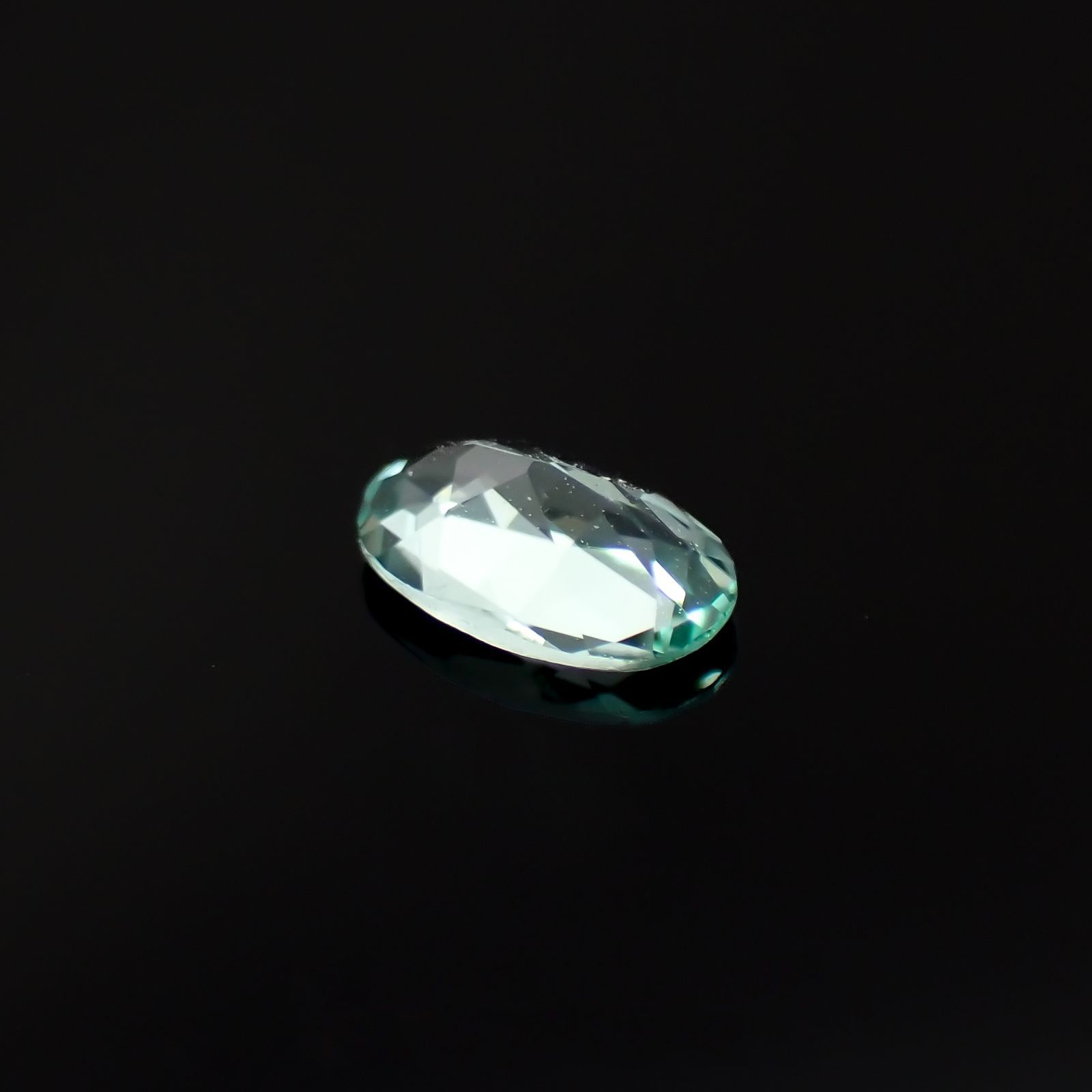 パライバトルマリン モザンビーク産 0.26ct[230220373]5.4x3.5mm前後