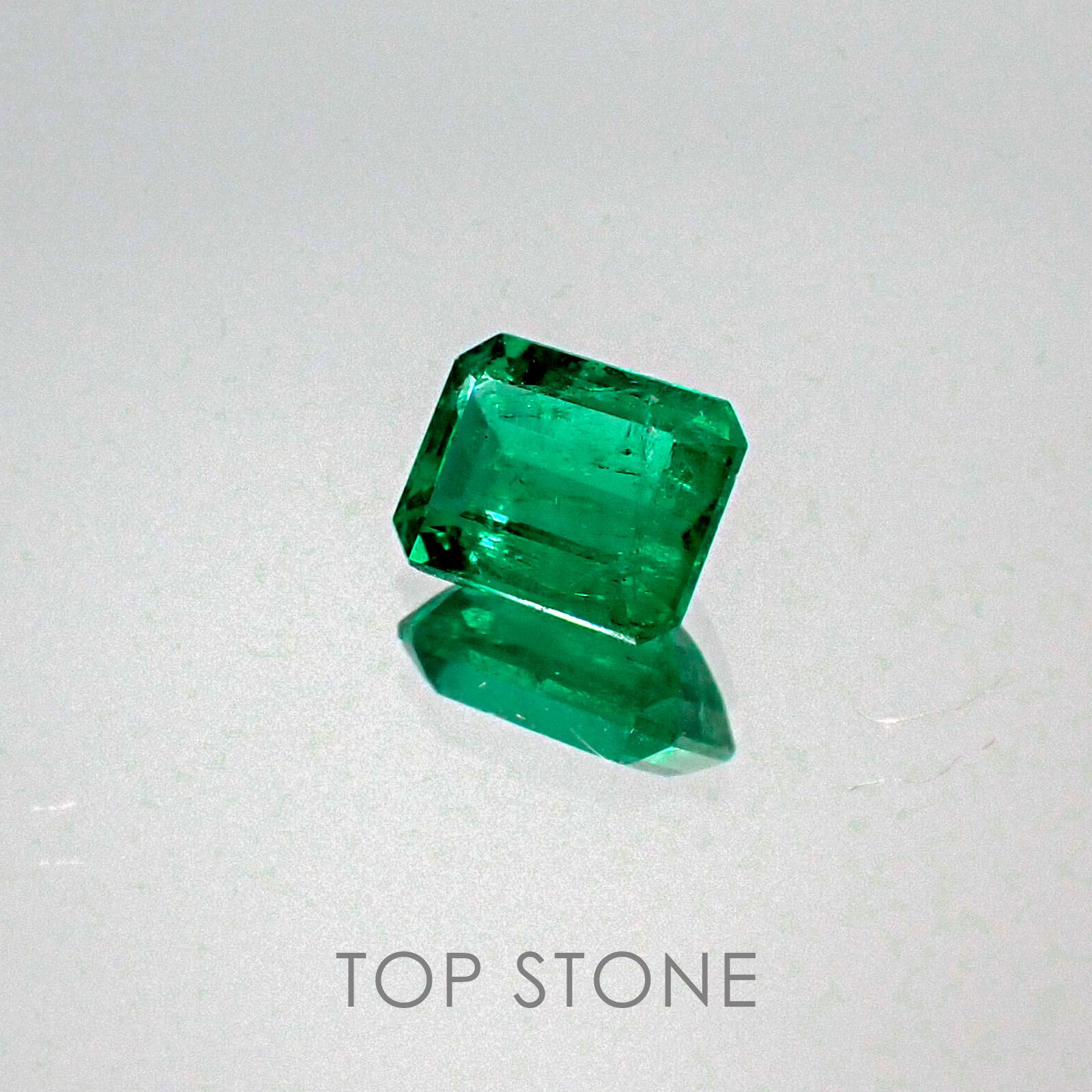 エメラルド コロンビア産 ルース 0.49ct[20062738]5.5×4.2mm前後