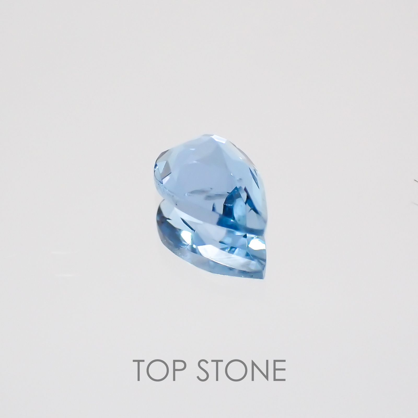サンタマリア アクアマリン ブラジル産 ルース 0.34ct[21019120]6×3.9mm前後