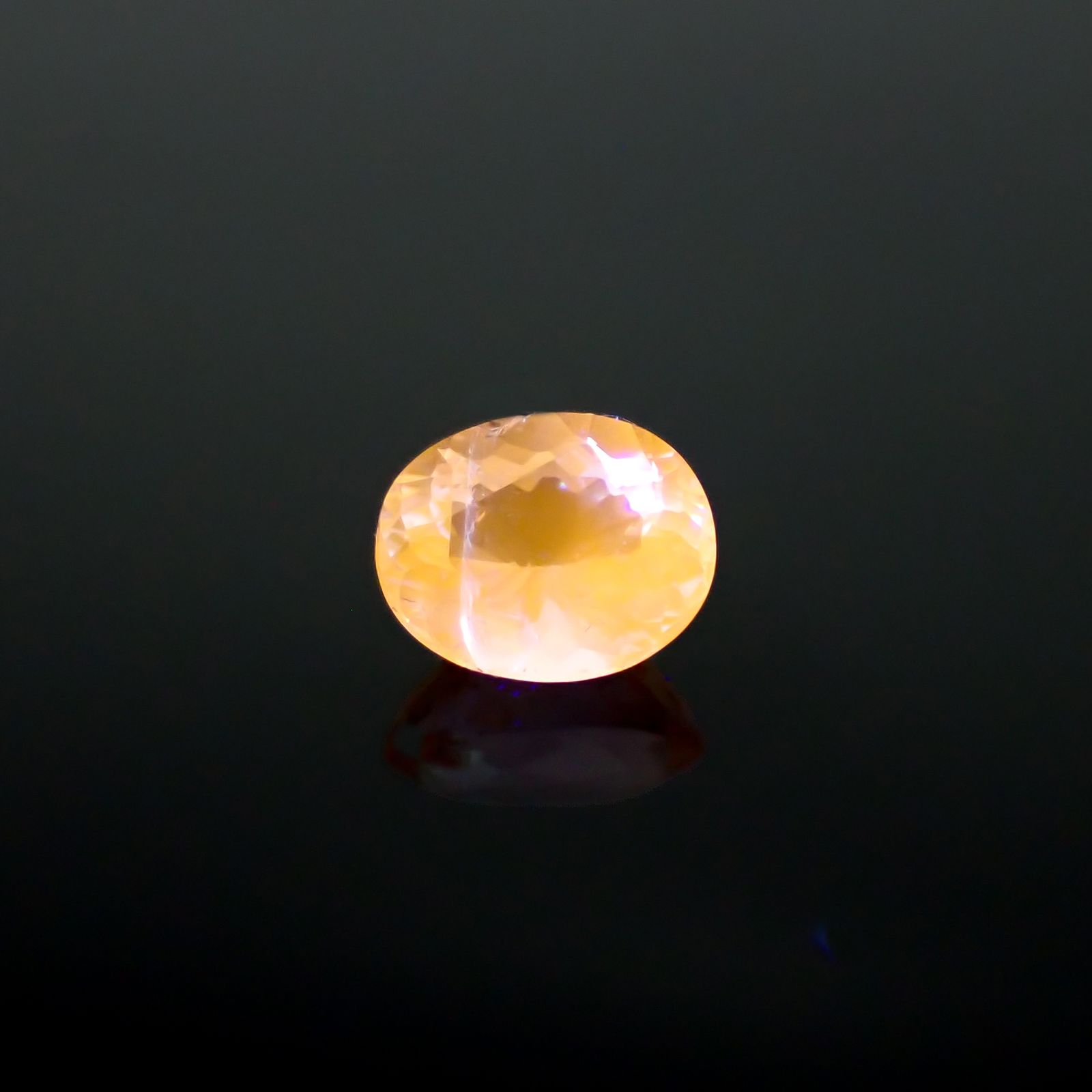 ハックマナイト アフガニスタン産 0.64ct [241029362]6.3x5mm前後