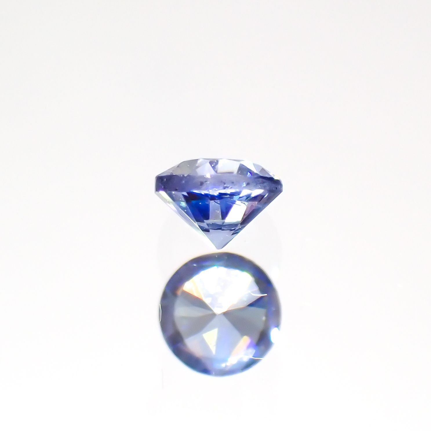 ベニトアイト(宝石名ベニトアイト)アメリカ・カリフォルニア州産 0.095ct 識別済[220114206]2.6x2.6mm前後