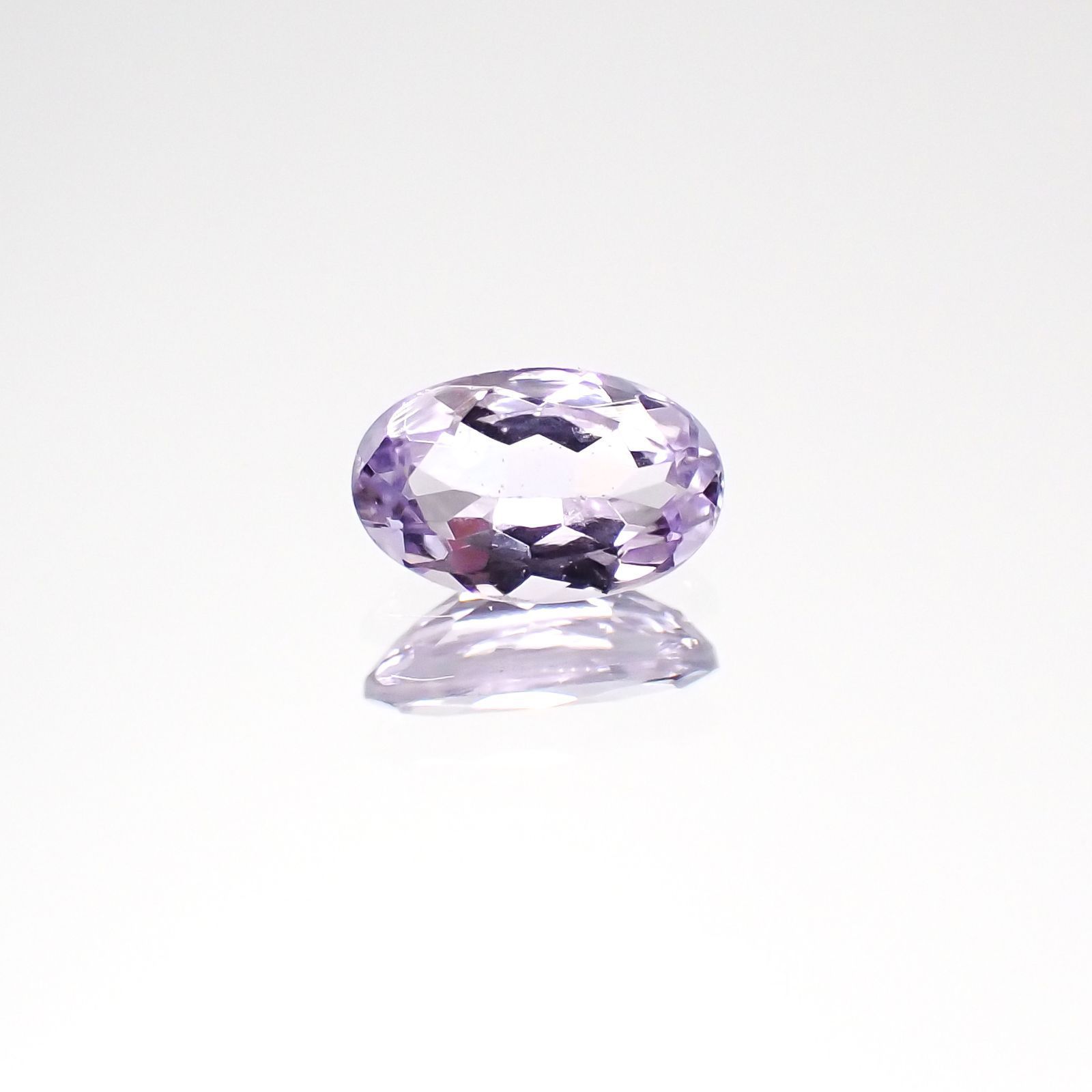 ラベンダーゾイサイト(宝石名ゾイサイト)タンザニア産 0.23ct 識別済[231124105]5.1x3.2mm前後