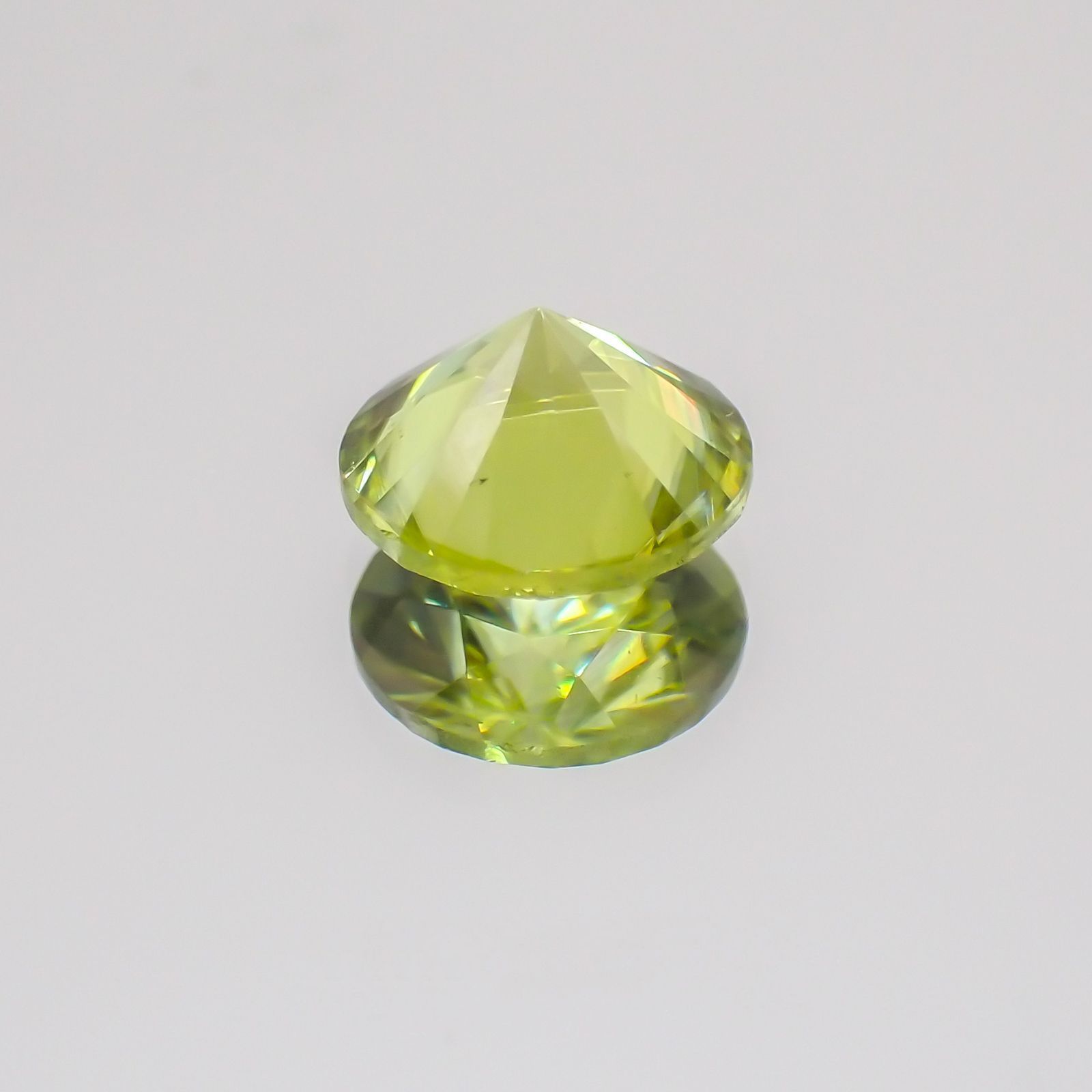 スフェーン(宝石名スフェーン)マダガスカル産 1.116ct ソ付(彩珠)[231224435]6.6x6.7mm前後