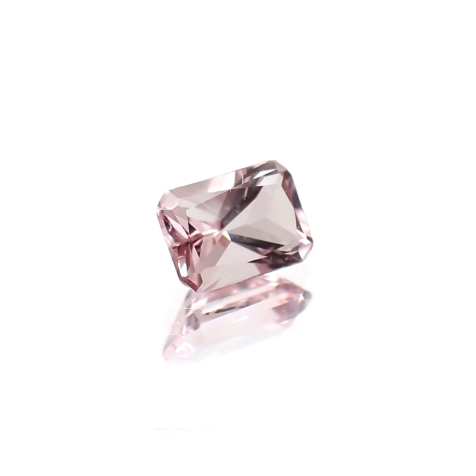 ピンクトルマリン 非加熱(宝石名ピンク・トルマリン) ナイジェリア産 識別済 0.28ct / 4.5x3.2mm前後 [20128981]