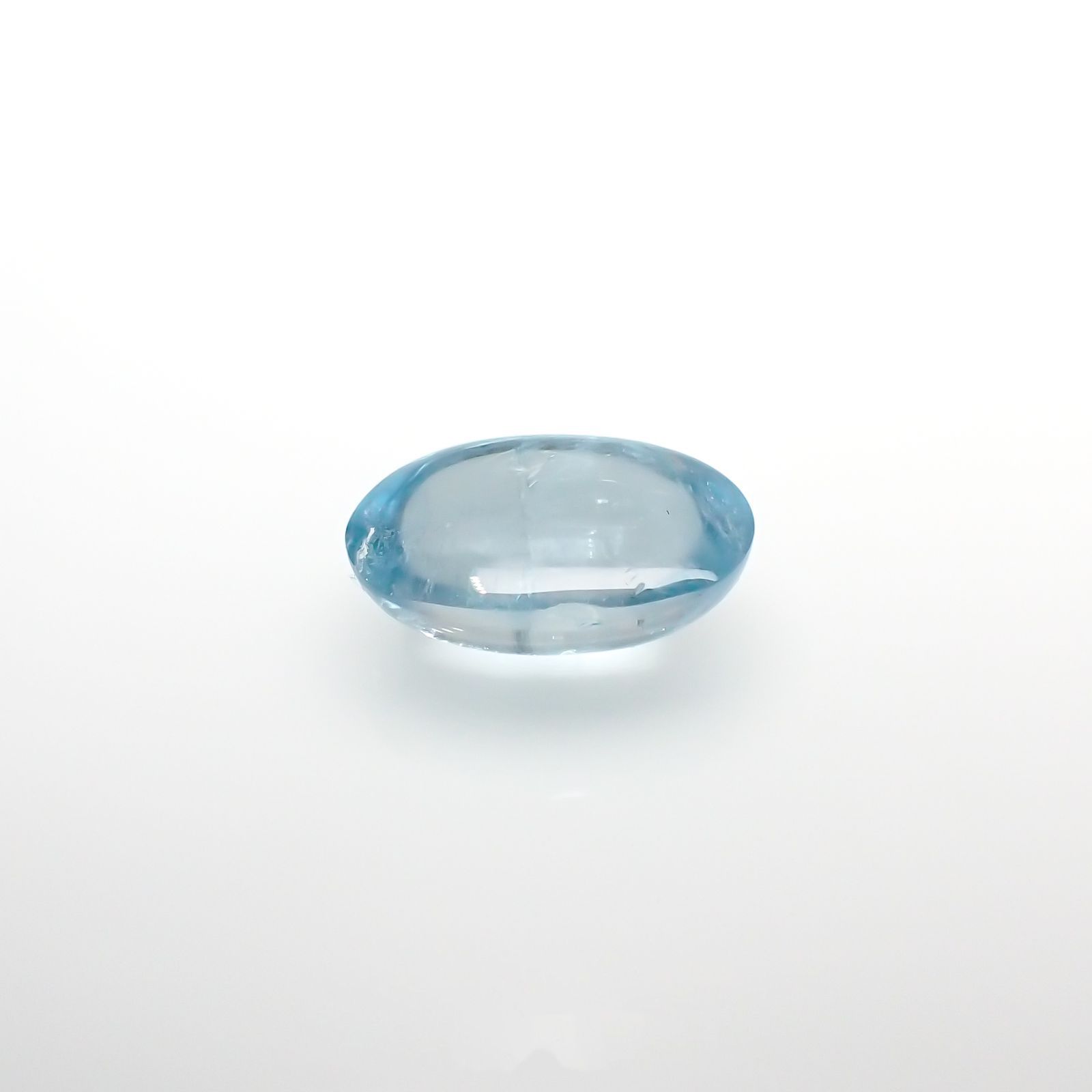 ユークレース(宝石名ブルー・ユークレース)コロンビア産 2.600ct ソ付(彩珠)[221018842]10.8x7mm前後