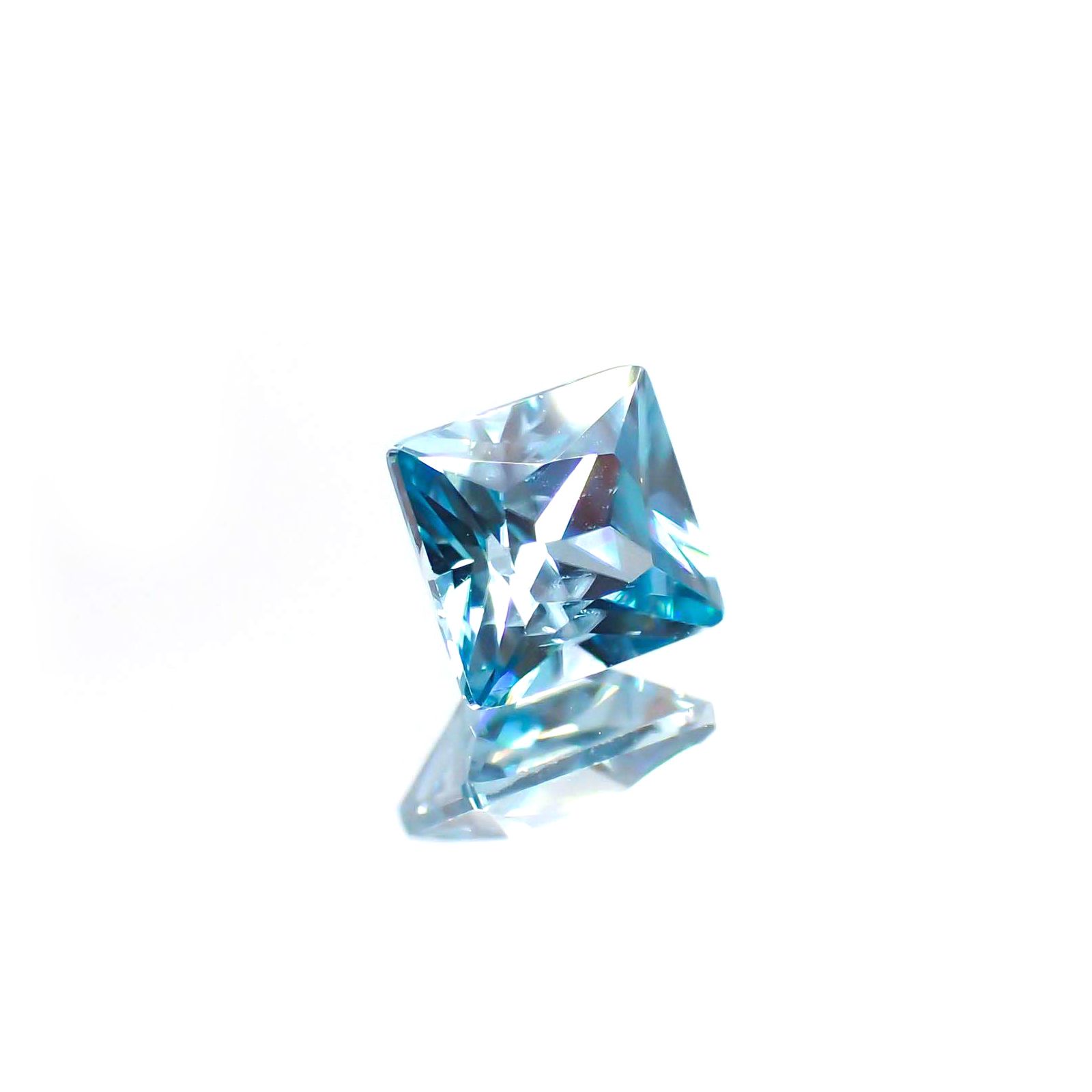 ◇プリンセスカット◇ブルージルコン(宝石名ジルコン) カンボジア産 1.05ct 識別済[210913436]5.1×5.1mm前後