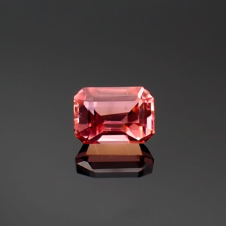 ヴェイリネナイト(宝石名ベイリネナイト)パキスタン産 0.426ct ソ付(彩珠)[221119076]4.8x3.4mm前後