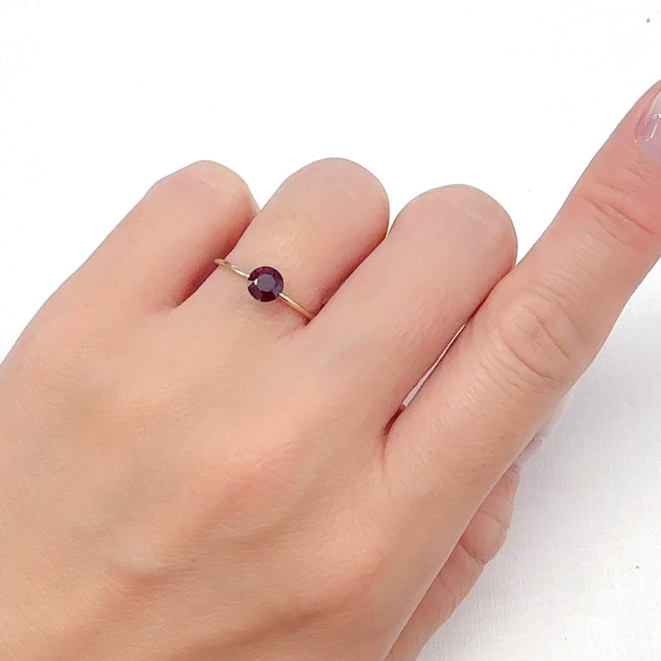 アントヒルガーネット(クロムパイロープガーネット) アメリカ・アリゾナ州産 0.53ct[240527823]5.1x5.1mm前後