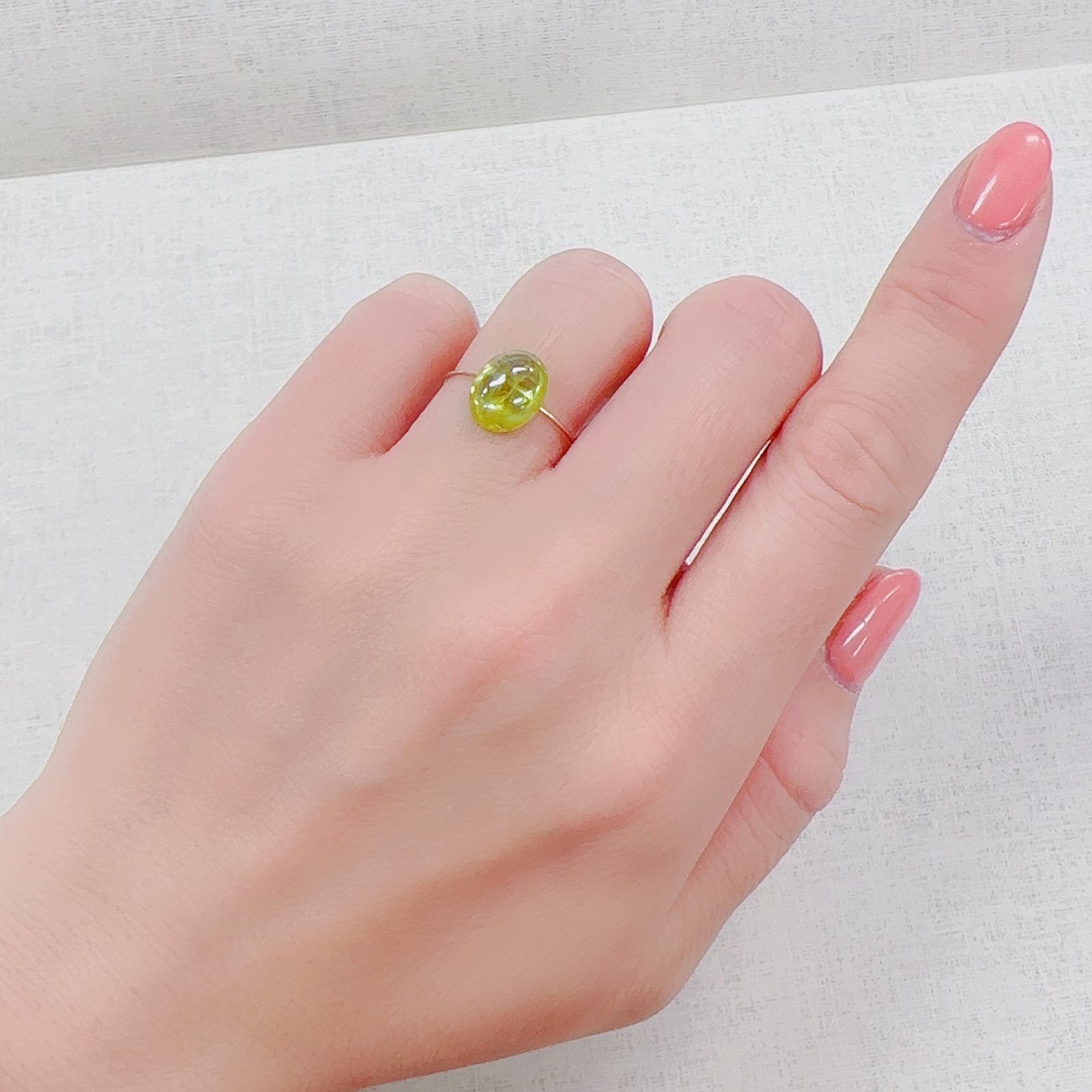 スフェーン マダガスカル産 2.98ct[230220630]9.9x7.8mm前後