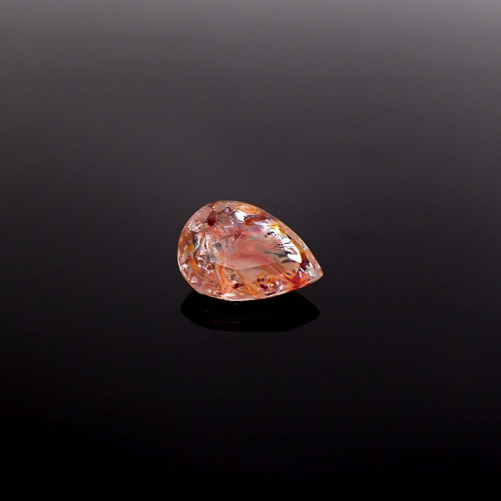 オーロラクォーツ ブラジル産 6.40ct / 15.9x11.4mm前後 [260331887]