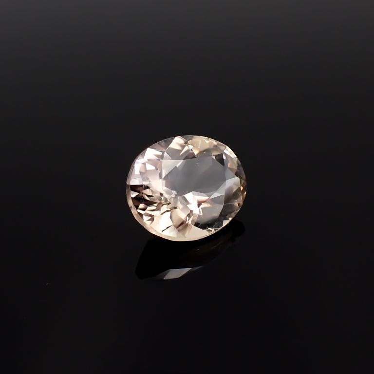 バライト(宝石名バライト)マダガスカル産 7.117ct ソ付(彩珠)[230220347]12x9.9mm前後
