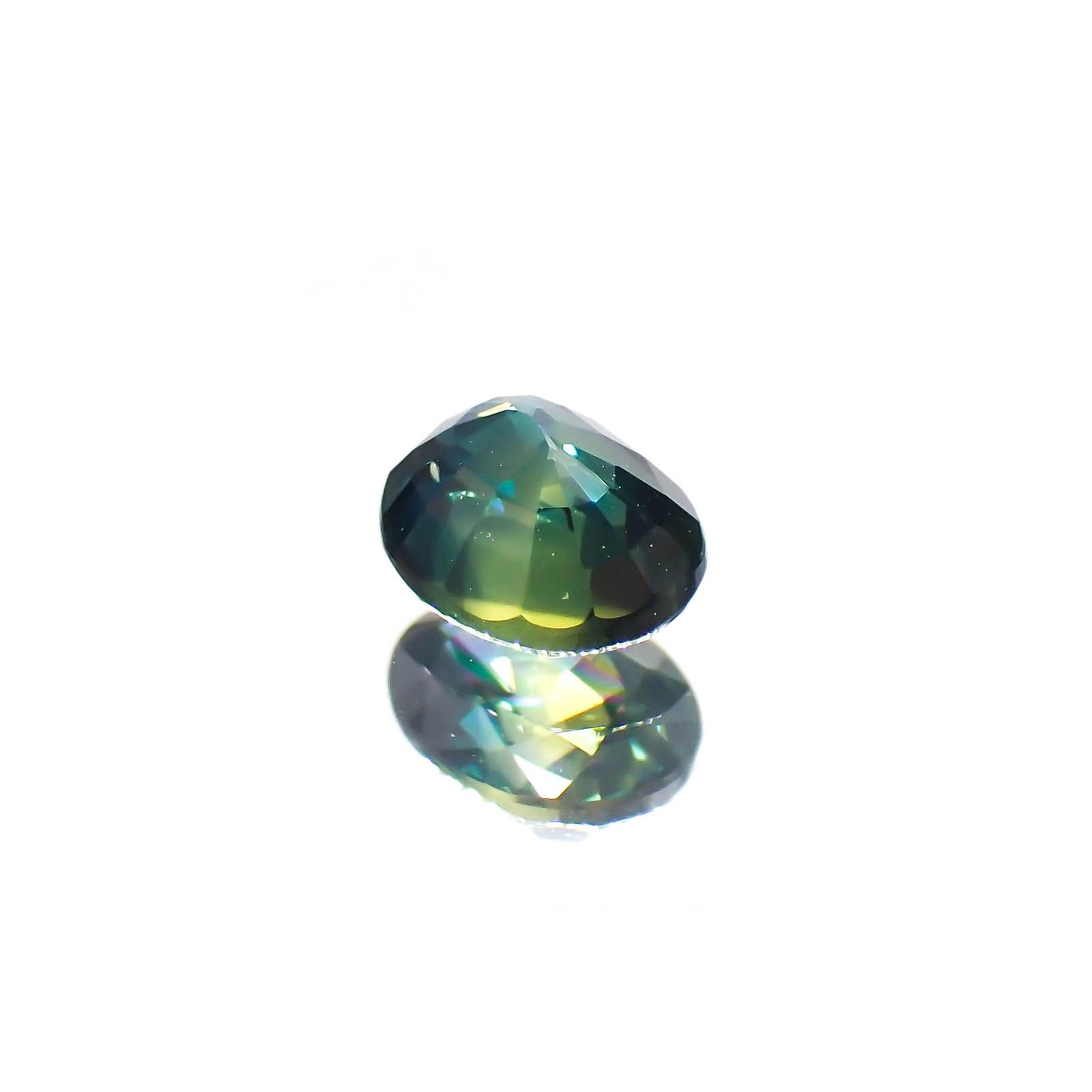 バイカラーサファイア(宝石名バイカラー・サファイア)マダガスカル/オーストラリア産 0.52ct 識別済[250114061]4.9x4mm前後