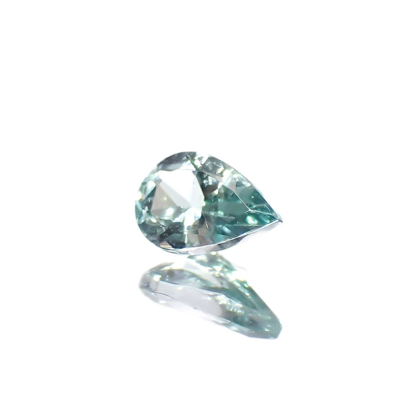 ブルーグリーンコーネルピン タンザニア産 0.15ct / 4.3x2.9mm前後 [260222855]