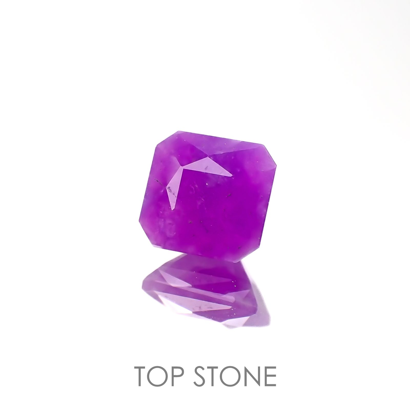 スギライト 南アフリカ産 1.00ct[220917605]6.1x5.8mm前後