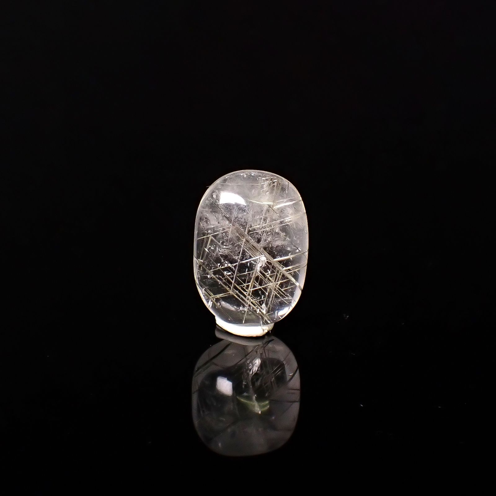 シルバールチルクォーツ ブラジル産 19.72ct / 22.4x16.2mm前後 [260131594]