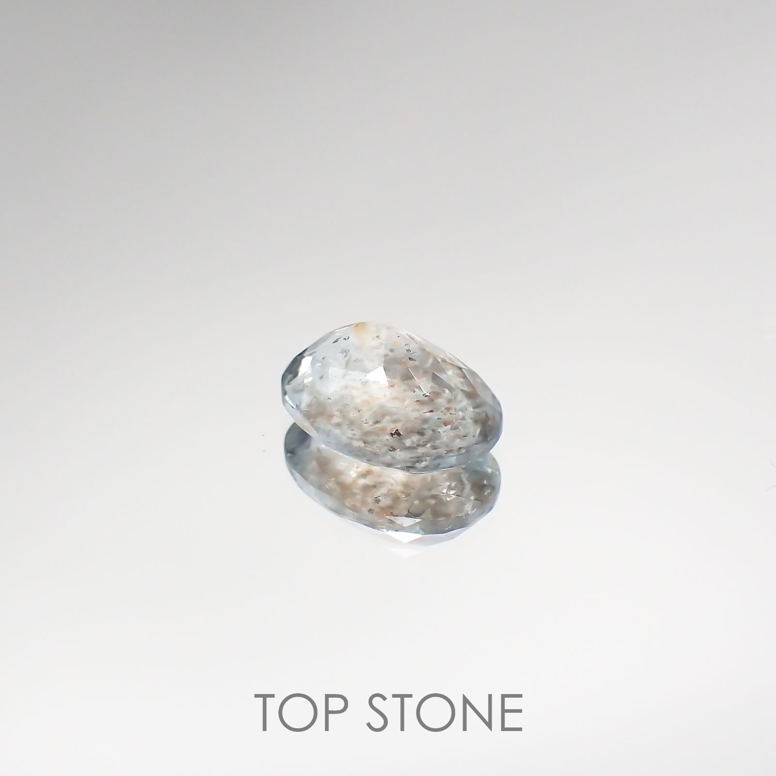 アベンチュリンアクアマリン(宝石名アクアマリン) ナイジェリア産 2.02ct 識別済[210712984]9.8×7.2mm前後
