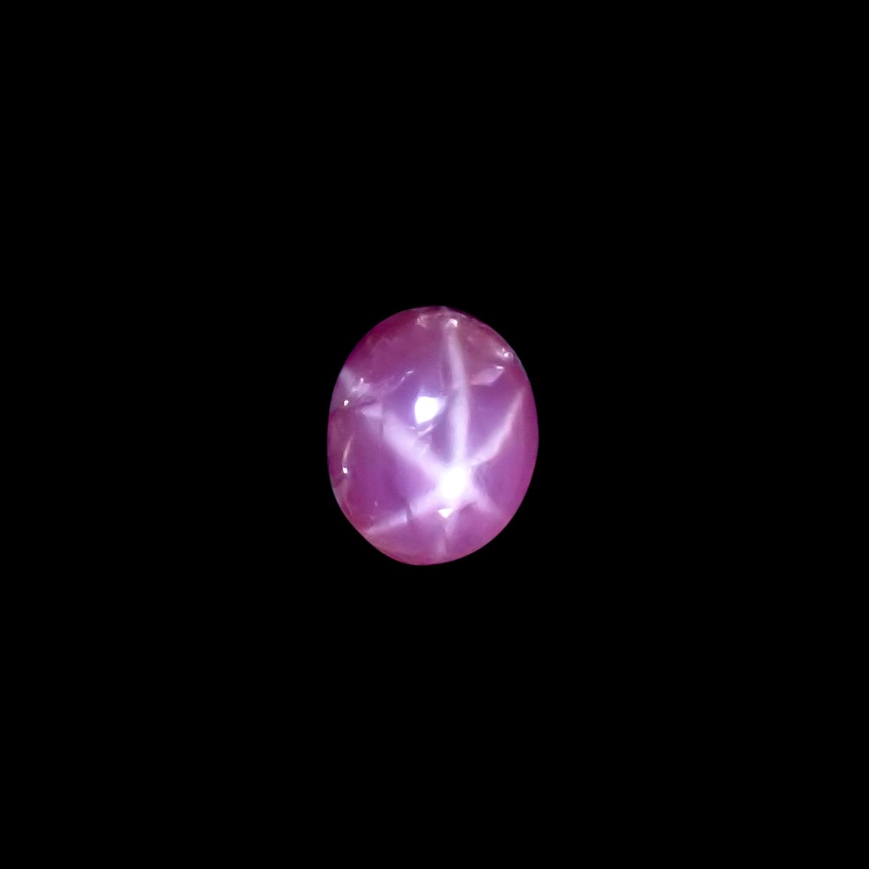 スタールビー ビルマ産 1.77ct / 6.9x5.6mm前後 [260532246]