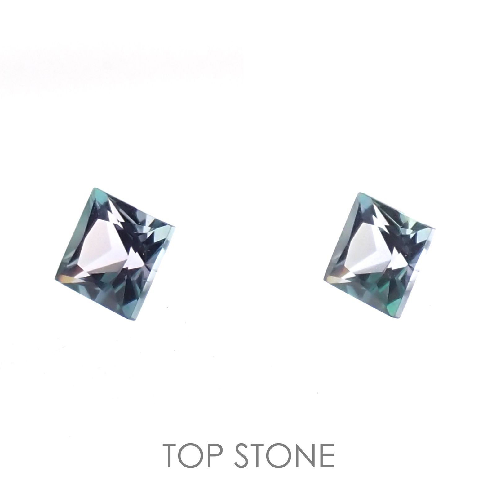 ◇プリンセスカット◇ブルーコーネルピン(宝石名コーネルピン)タンザニア産 0.19ct 識別済[221219224]3.1x3.1mm前後