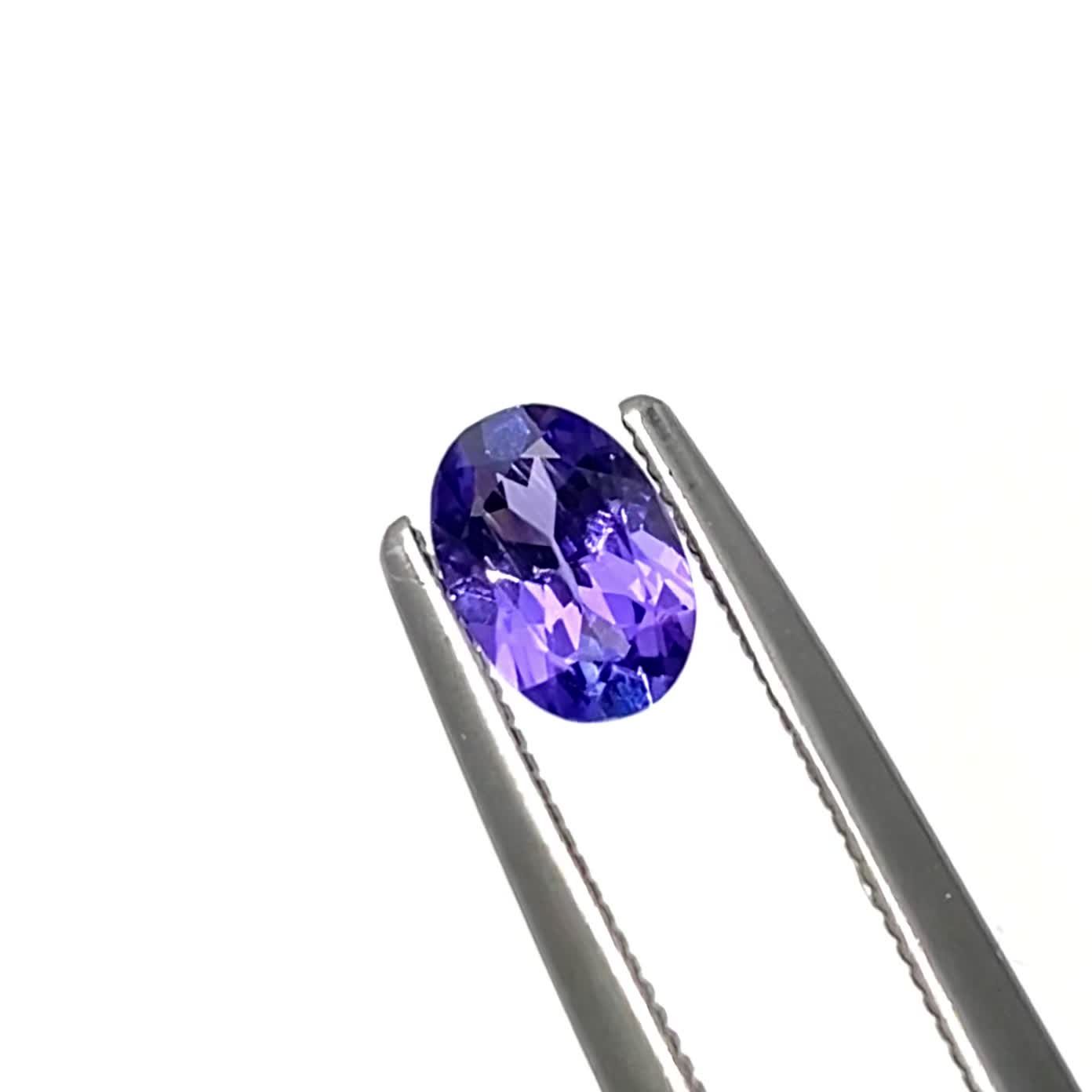 タンザナイト(宝石名タンザナイト)タンザニア産 0.48ct 識別済