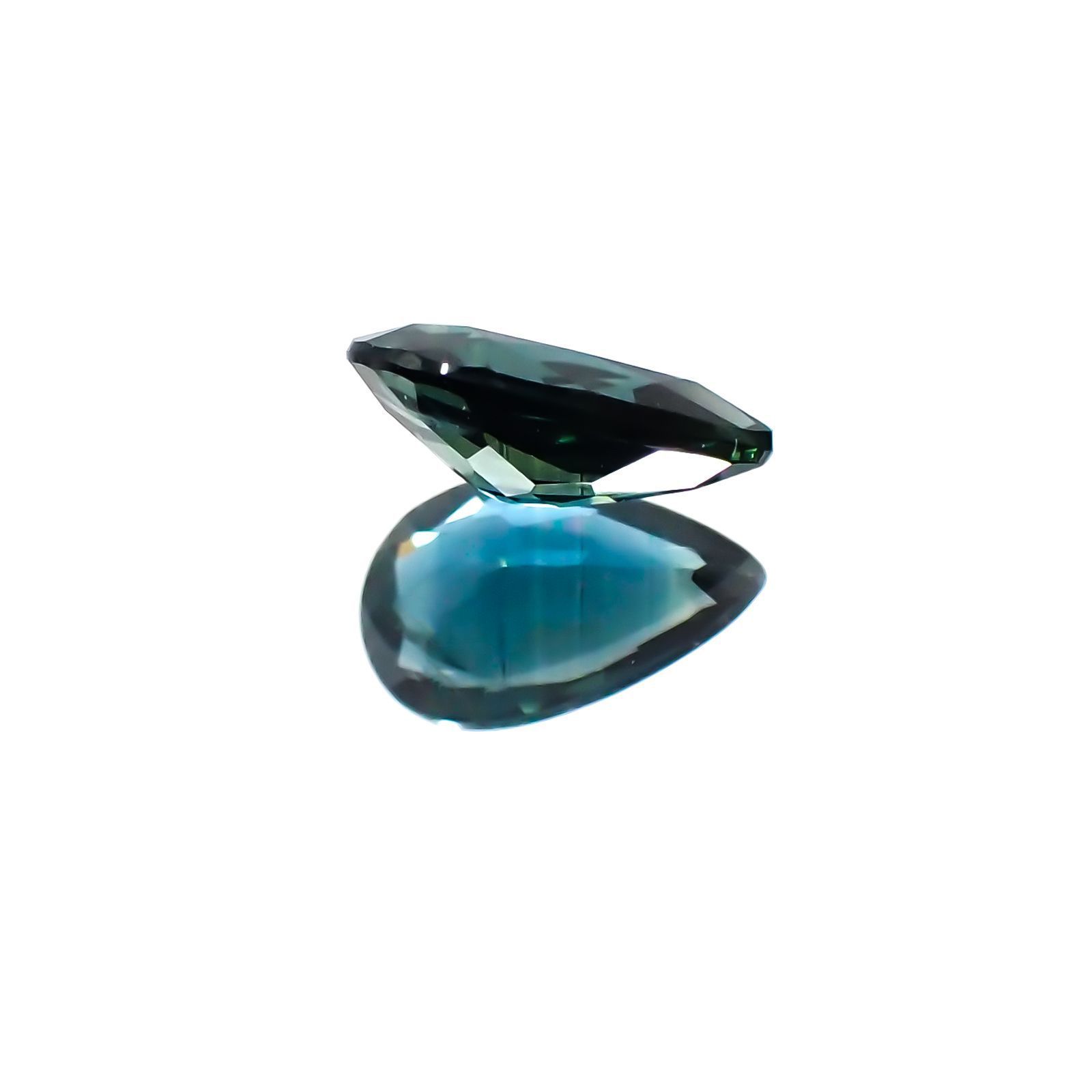サファイア(宝石名サファイア)ケニア産 0.53ct 識別済[231124237]6.8x4.1mm前後