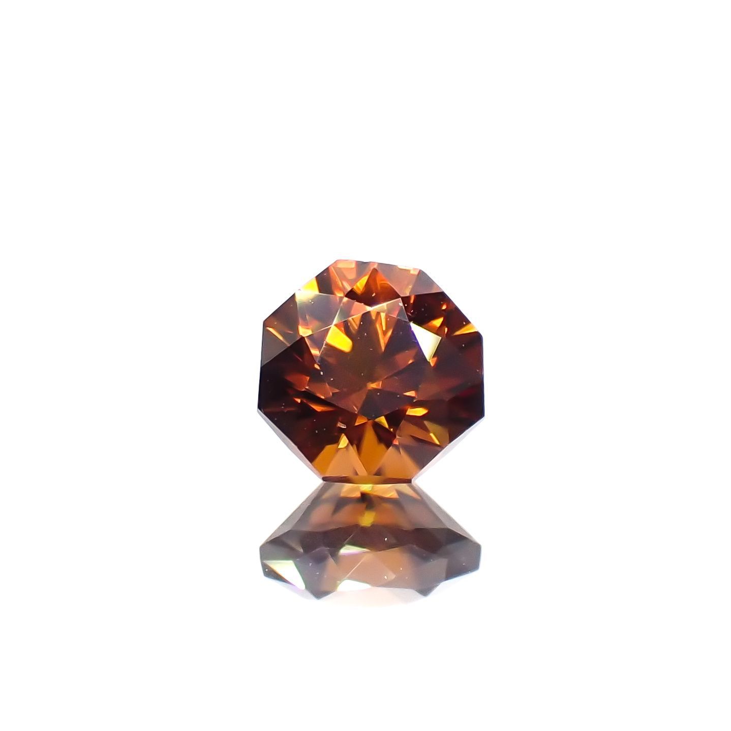 ◇オクタゴンカット◇オレンジジルコン(宝石名ジルコン)スリランカ/カンボジア産 0.83ct 識別済[230220706]5x4.8mm前後
