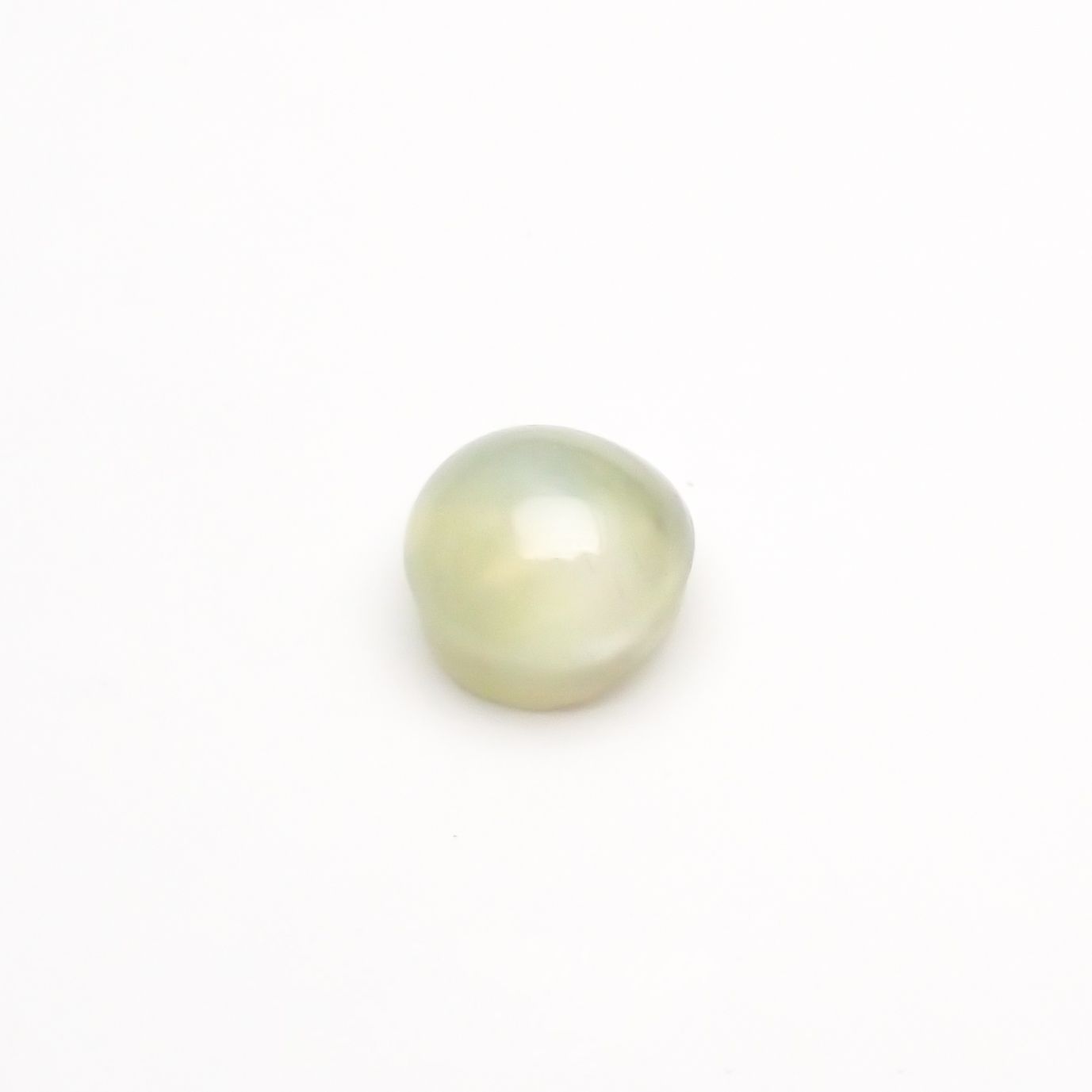 クリソベリルキャッツアイ(宝石名クリソベリル・キャッツアイ) スリランカ産 0.62ct 識別済[210711497]4.4×4.3mm前後