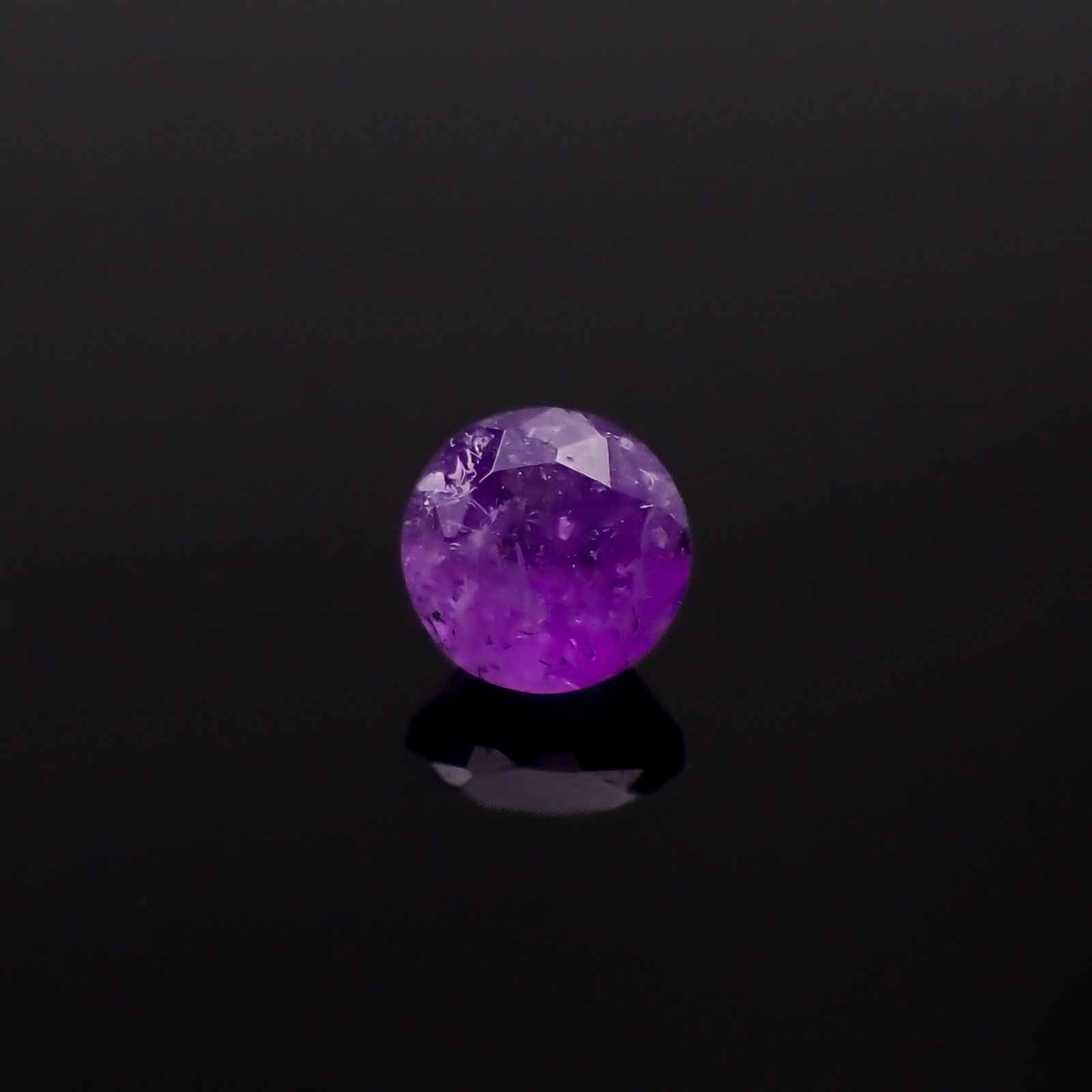 ハックマナイト アフガニスタン産 0.22ct[240125414]4.1x4.1mm前後